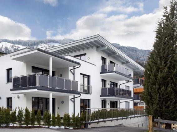 Zillertal Juwel Apartment Fuegen Exterior photo